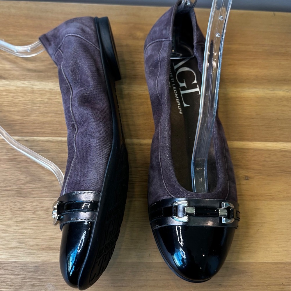 AGL Attilio Giusti Leombruni 8.5-9 EU 39 Purple Suede Black Patent Cap Toe Flat